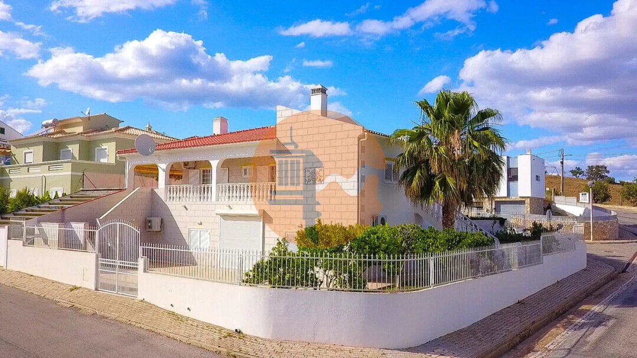 Moradia T3 para Venda em Castro Marim Foto 4