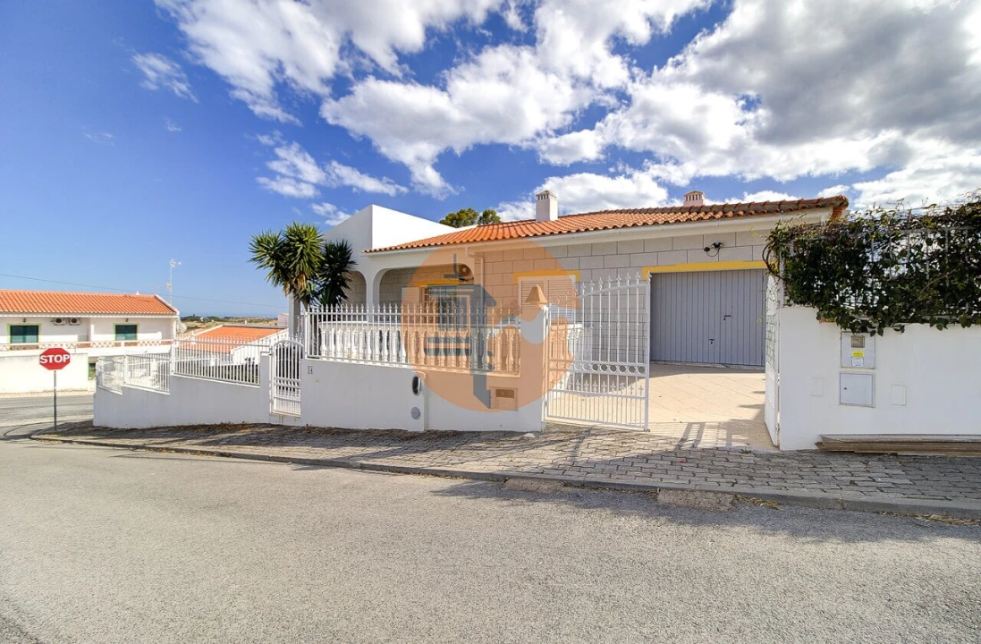 Moradia T3 para Venda em Castro Marim Foto 71