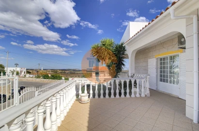 Moradia T3 para Venda em Castro Marim