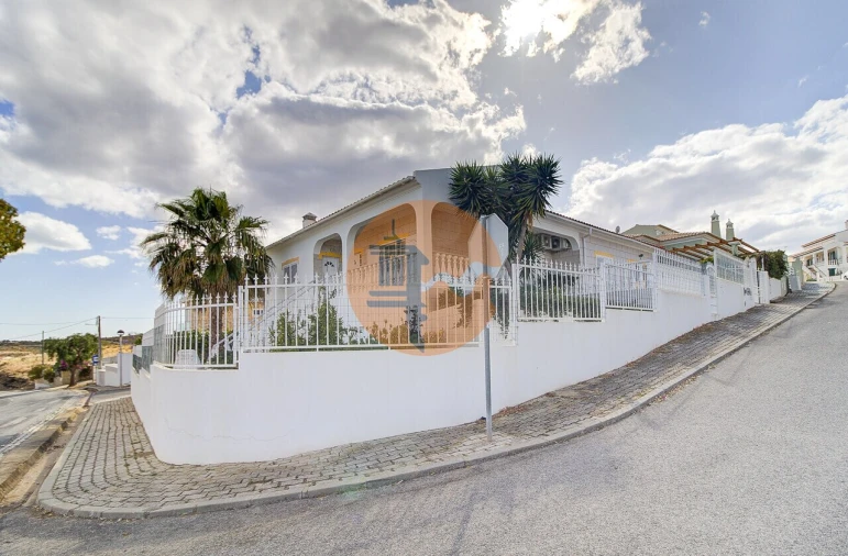 Moradia T3 para Venda em Castro Marim Foto 73