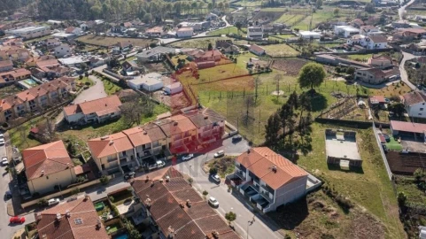 Moradia T3 para Venda em Turiz