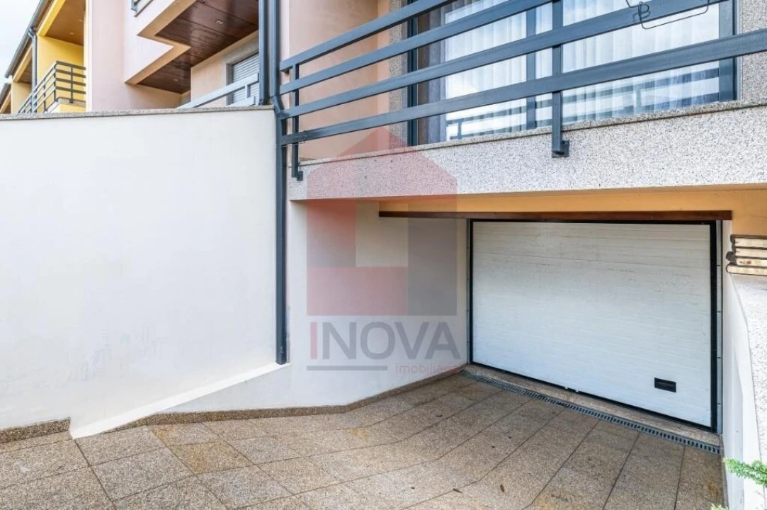 Moradia T3 para Venda em Turiz Foto 3