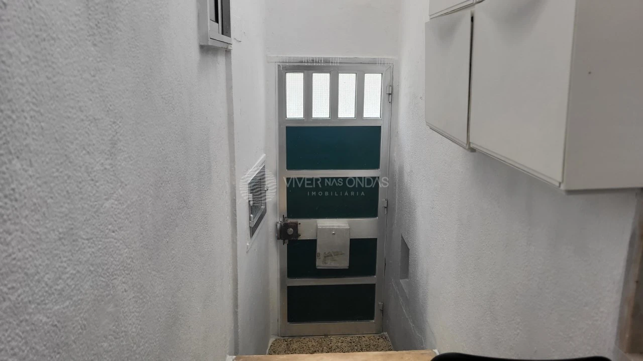 Moradia T2 para Venda em Santa Clara Foto 3