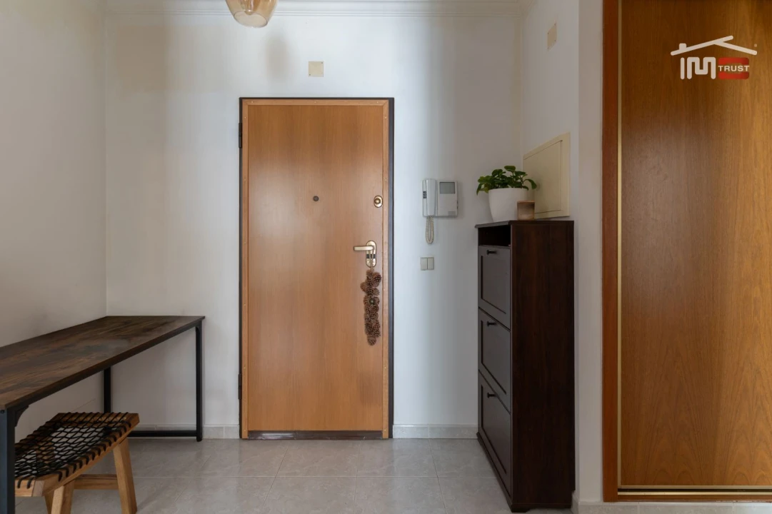 Apartamento T1 para Venda em Nazare Foto 13