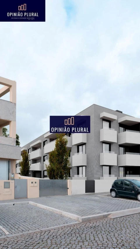 Apartamento T4 para Venda em Gulpilhares e Valadares