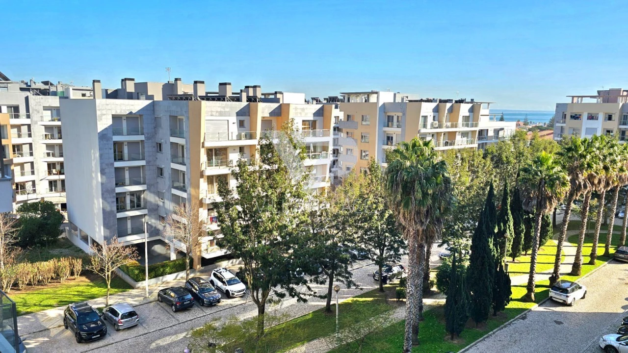 Apartamento T3 para Arrendamento em Carcavelos e Parede Foto 1