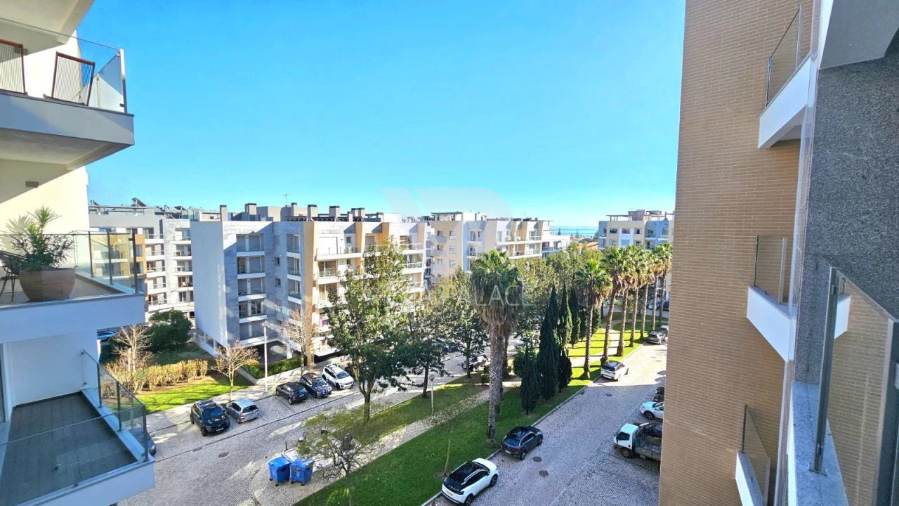 Apartamento T3 para Arrendamento em Carcavelos e Parede Foto 14