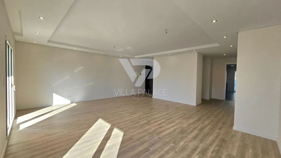 Apartamento T3 para Arrendamento em Carcavelos e Parede Foto 3
