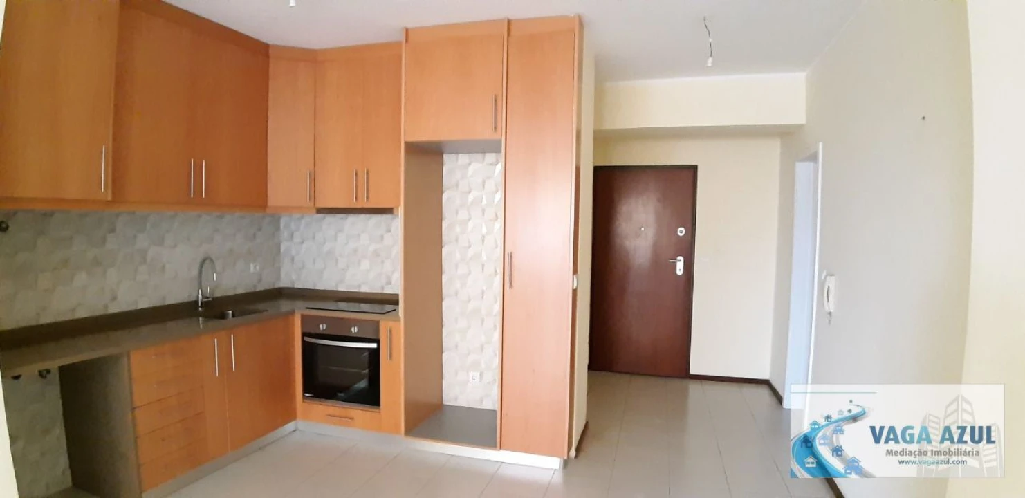 Apartamento T1 para Arrendamento em Rio Tinto Foto 1