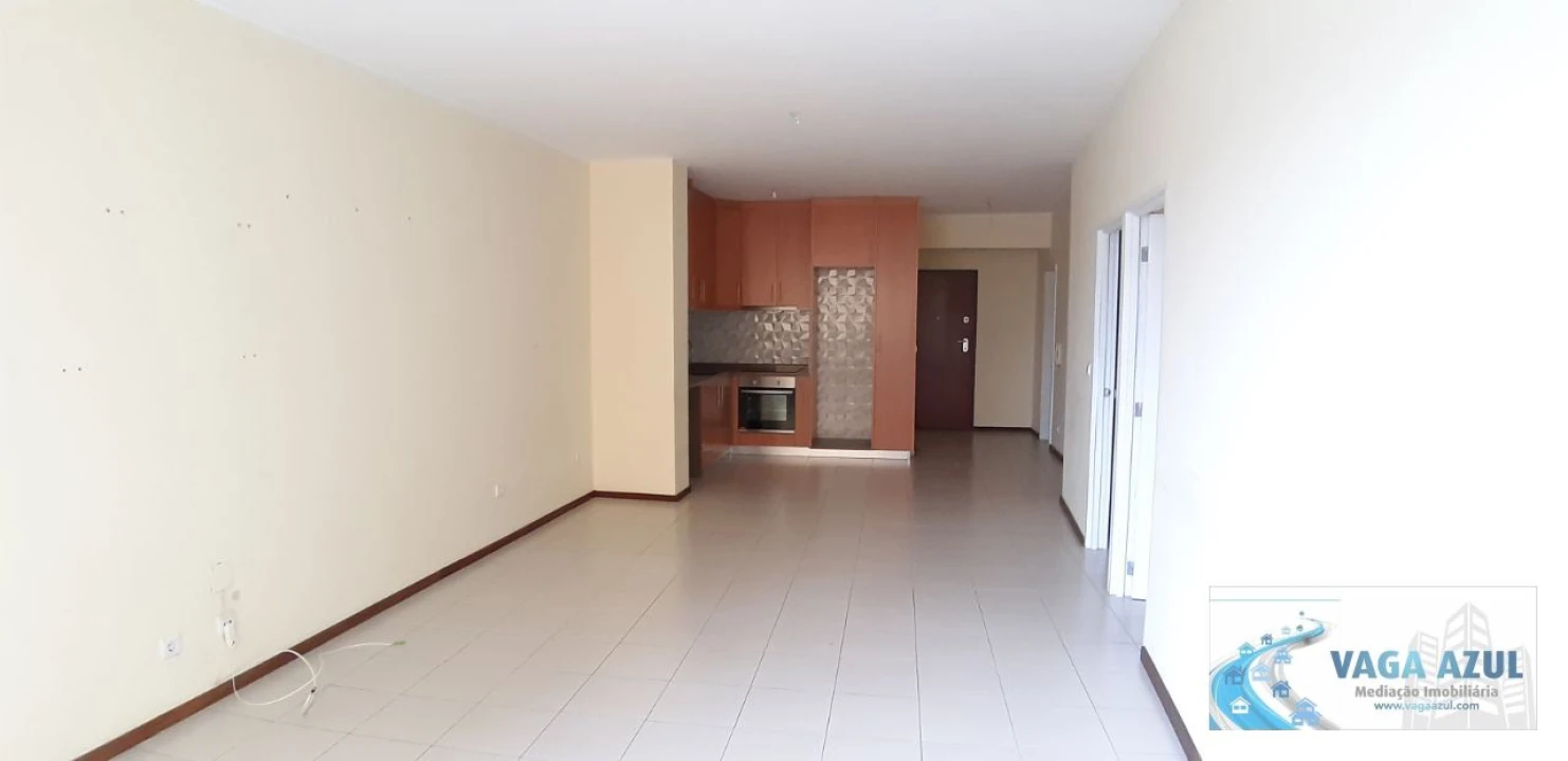 Apartamento T1 para Arrendamento em Rio Tinto Foto 4