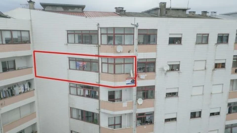 Apartamento T4 para Venda em Ferreiros, Prozelo e Besteiros