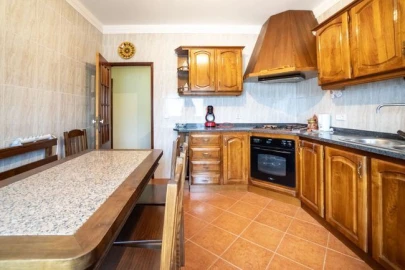 Apartamento T4 para Venda em Ferreiros, Prozelo e Besteiros