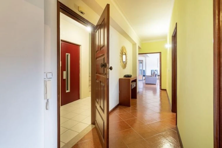Apartamento T4 para Venda em Ferreiros, Prozelo e Besteiros Foto 4