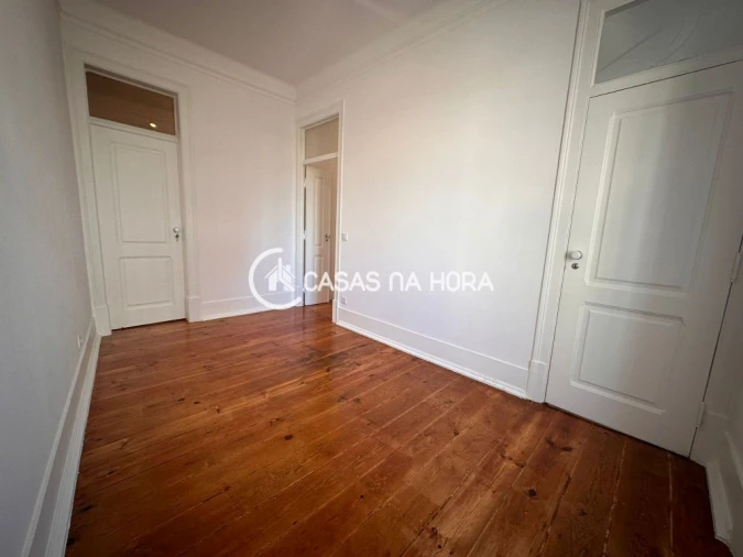 Quarto para Arrendamento em Avenidas Novas Foto 2