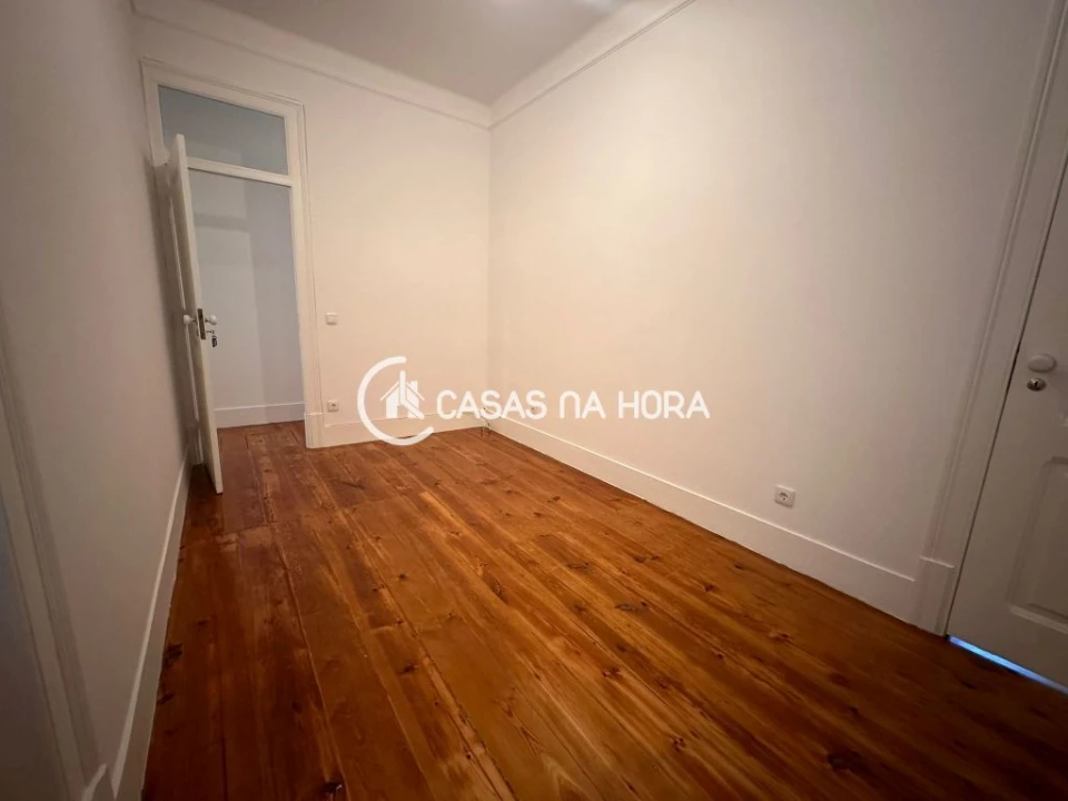 Quarto para Arrendamento em Avenidas Novas Foto 2