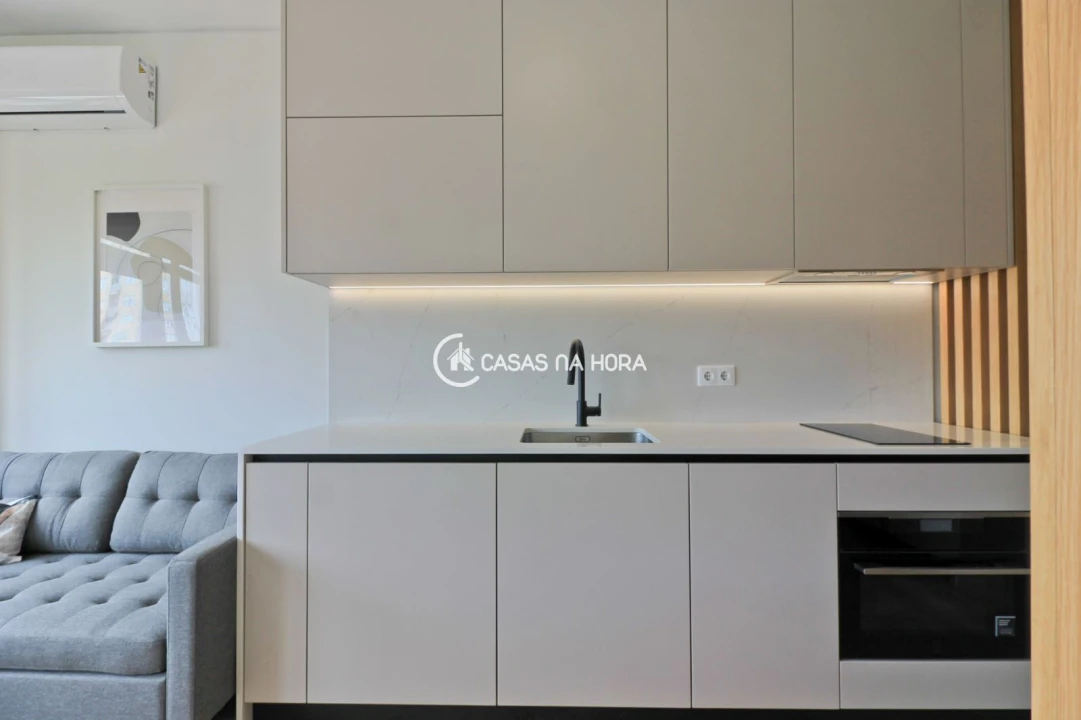 Apartamento T0 para Venda em Mafamude e Vilar do Paraíso Foto 8