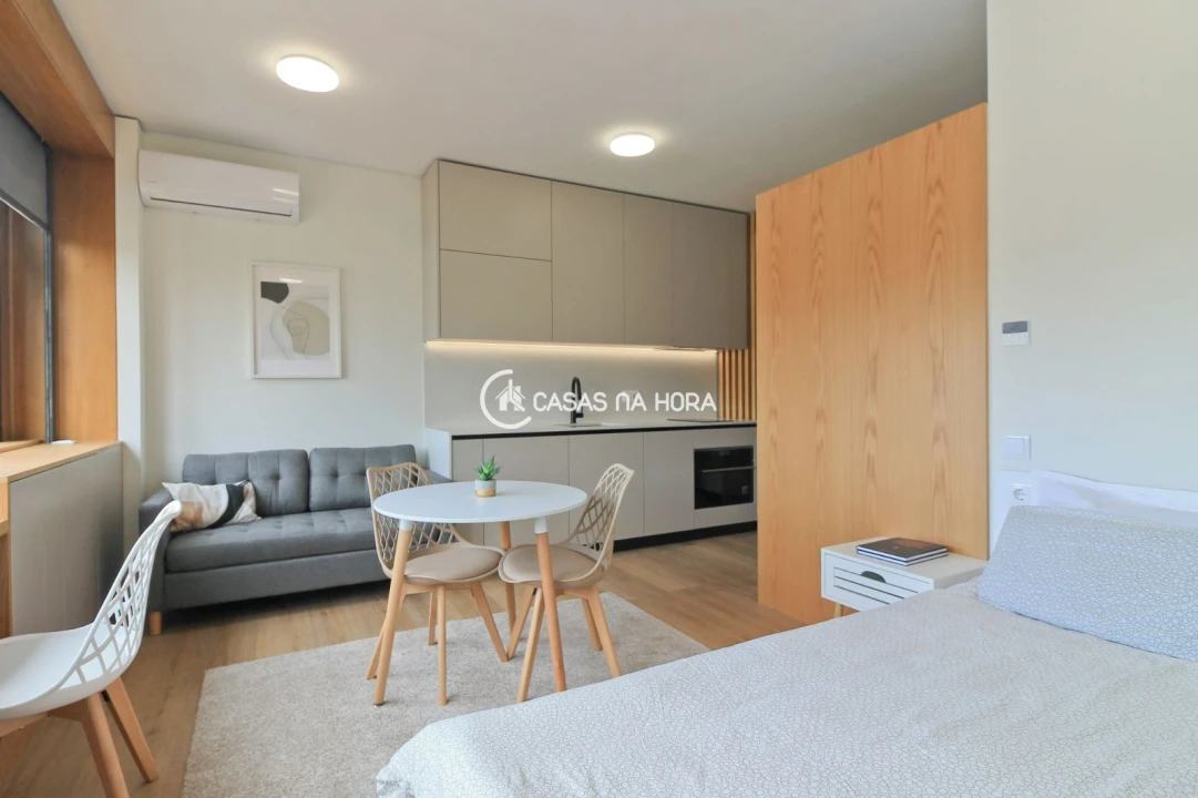 Apartamento T0 para Venda em Mafamude e Vilar do Paraíso Foto 17