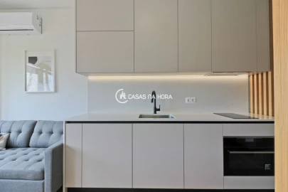 Apartamento T0 para Venda em Mafamude e Vilar do Paraíso