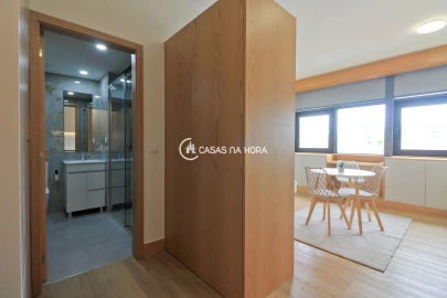 Apartamento T0 para Venda em Mafamude e Vilar do Paraíso
