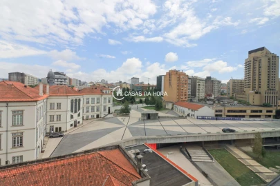 Apartamento T0 para Venda em Mafamude e Vilar do Paraíso
