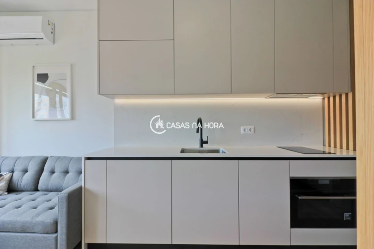 Apartamento T0 para Venda em Mafamude e Vilar do Paraíso Foto 8