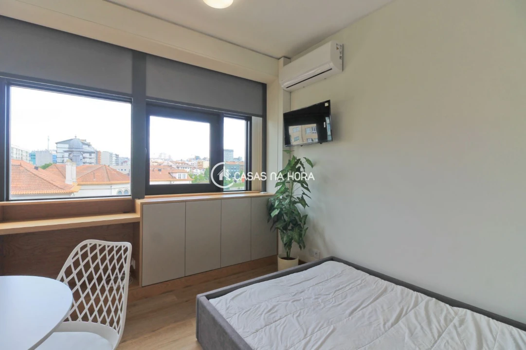 Apartamento T0 para Venda em Mafamude e Vilar do Paraíso Foto 23