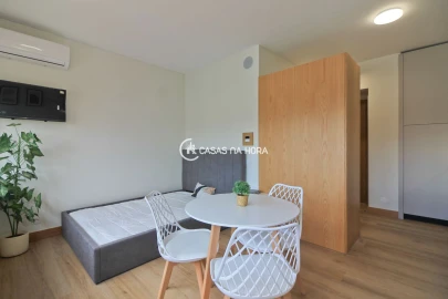 Apartamento T0 para Venda em Mafamude e Vilar do Paraíso