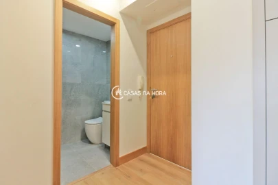 Apartamento T0 para Venda em Mafamude e Vilar do Paraíso