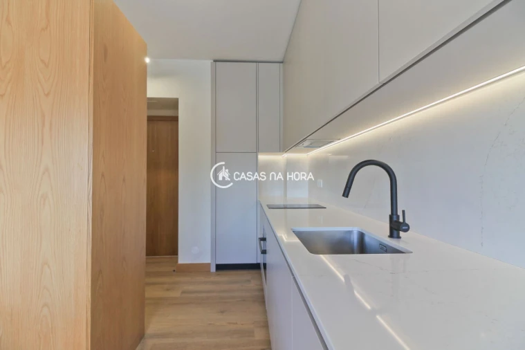 Apartamento T0 para Venda em Mafamude e Vilar do Paraíso Foto 12