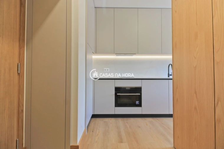Apartamento T0 para Venda em Mafamude e Vilar do Paraíso Foto 20