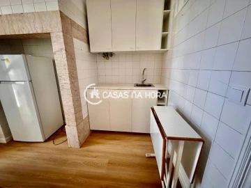 Quarto para Arrendamento em Avenidas Novas