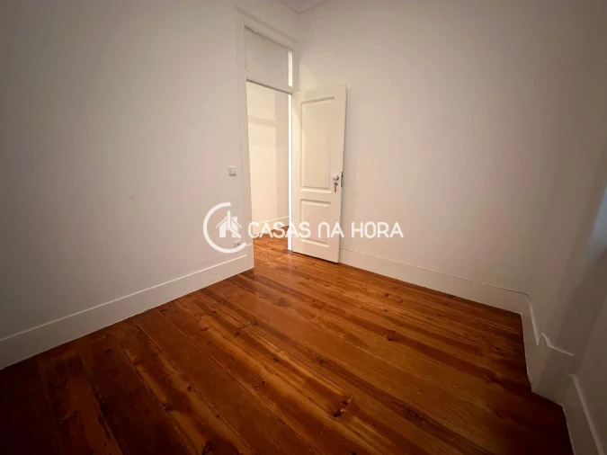 Quarto para Arrendamento em Avenidas Novas Foto 2