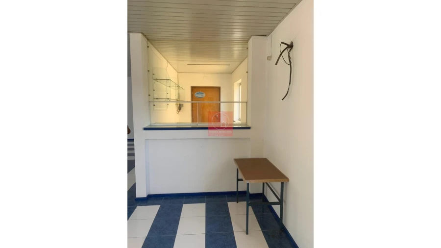 Escritório para Arrendamento em Peso da Régua e Godim Foto 2