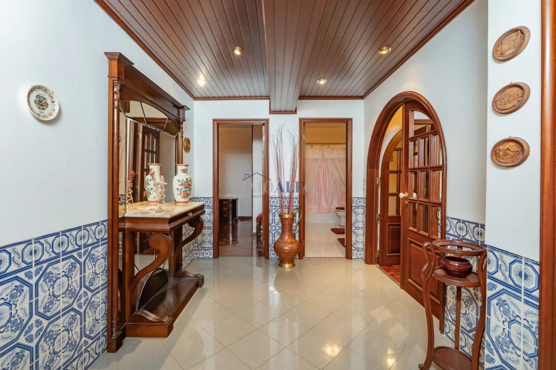 Apartamento T3 para Venda em Massamá e Monte Abraão Foto 12