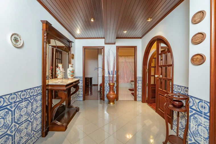 Apartamento T3 para Venda em Massamá e Monte Abraão Foto 12