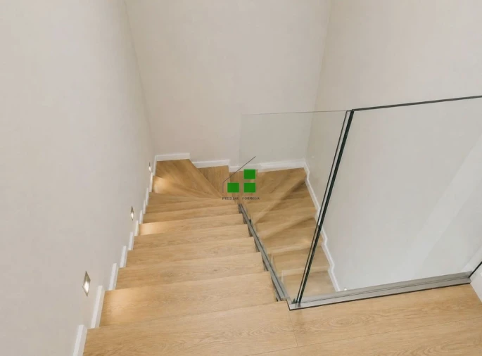 Apartamento T2 para Venda em Campanhã Foto 3