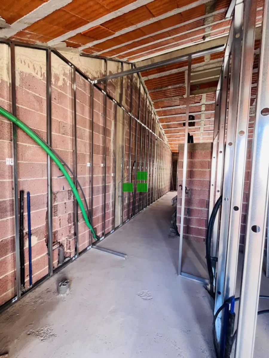Apartamento T2 para Venda em Campanhã Foto 9