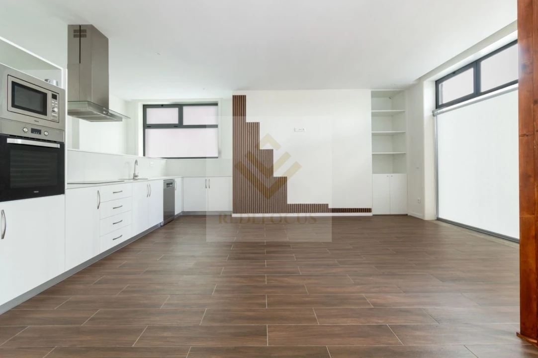 Apartamento T2 para Venda em Argoncilhe Foto 3
