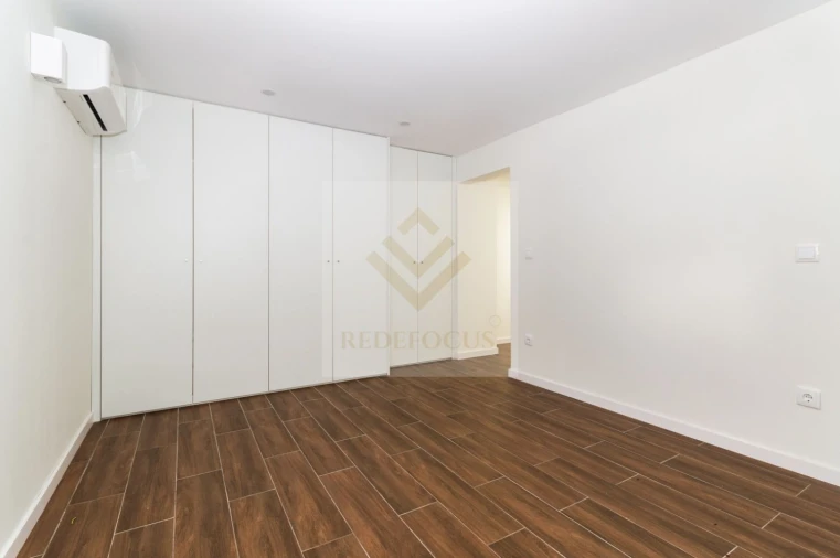 Apartamento T2 para Venda em Argoncilhe Foto 15