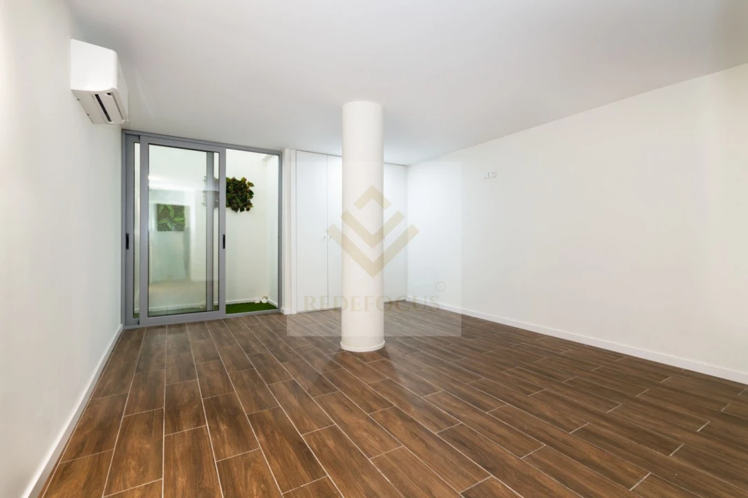 Apartamento T2 para Venda em Argoncilhe Foto 15