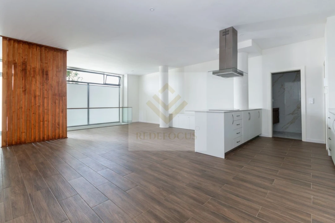 Apartamento T2 para Venda em Argoncilhe Foto 1