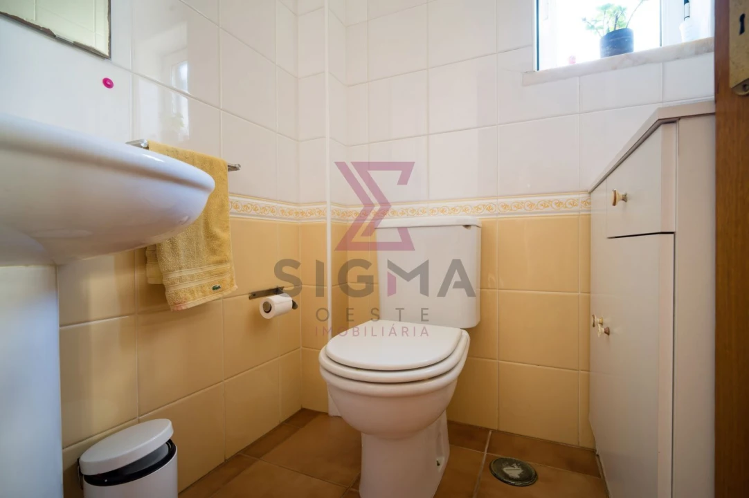 Moradia T3 para Venda em Roliça Foto 17