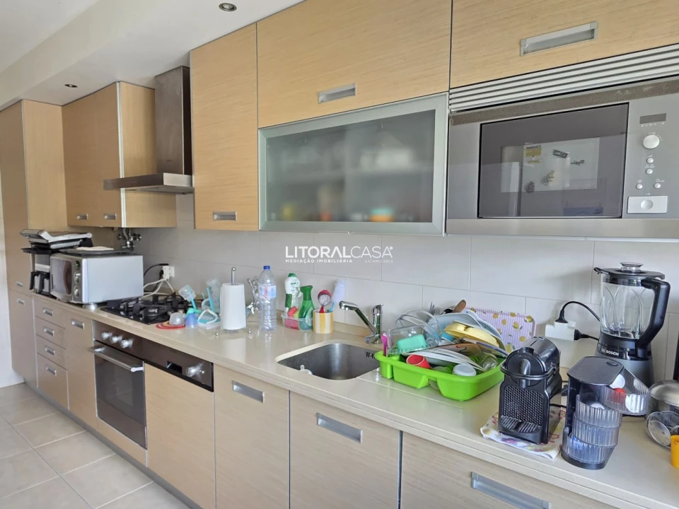 Apartamento T3 para Venda em Caparica e Trafaria Foto 4