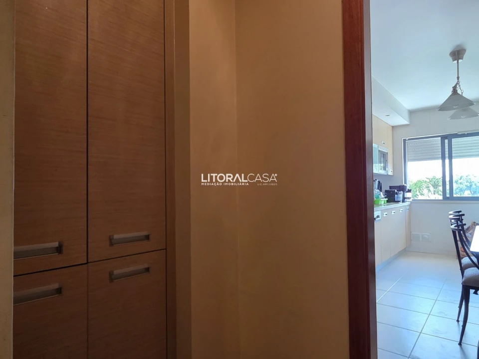 Apartamento T3 para Venda em Caparica e Trafaria Foto 10