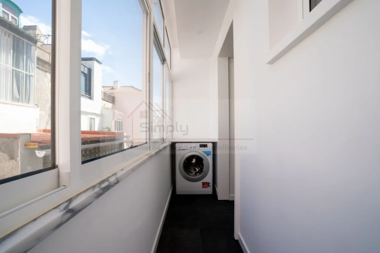 Apartamento T2 para Venda em Ajuda Foto 6