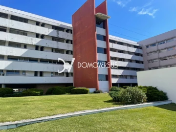Apartamento T2 para Venda em Cidade da Maia