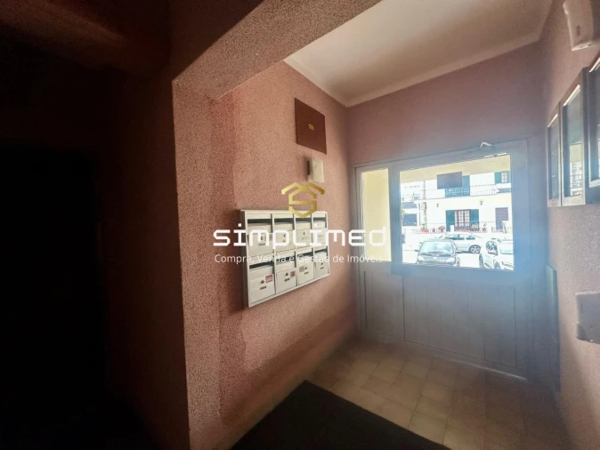 Apartamento T2 para Venda em Moita Foto 4
