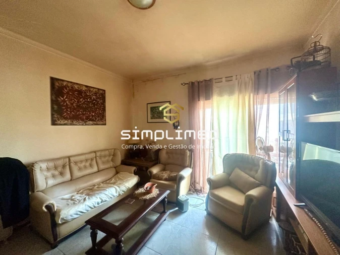 Apartamento T2 para Venda em Moita Foto 9