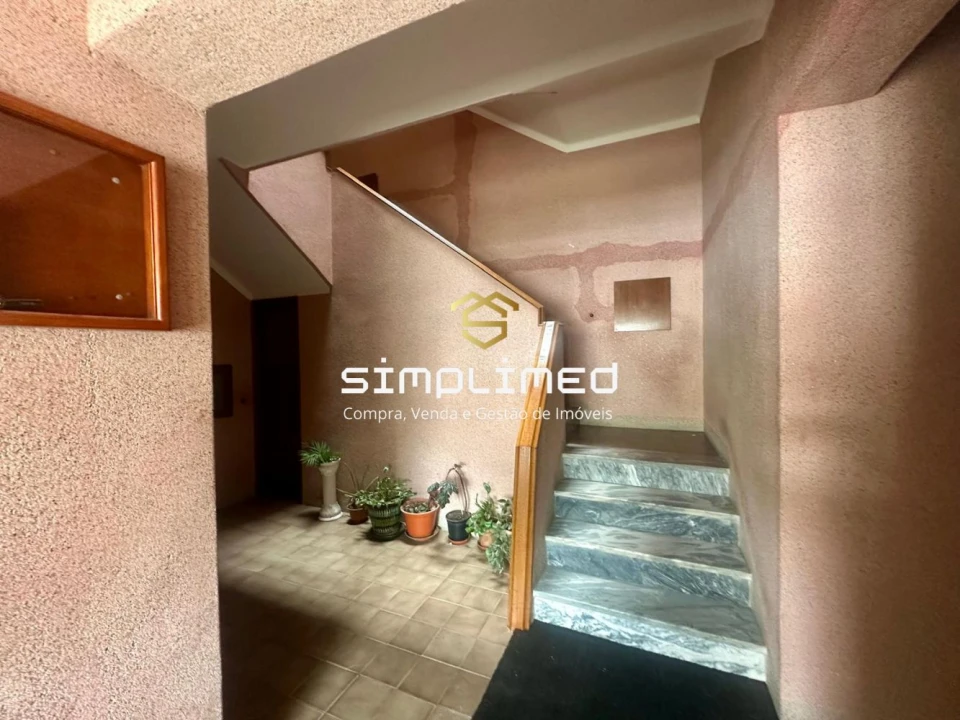 Apartamento T2 para Venda em Moita Foto 3