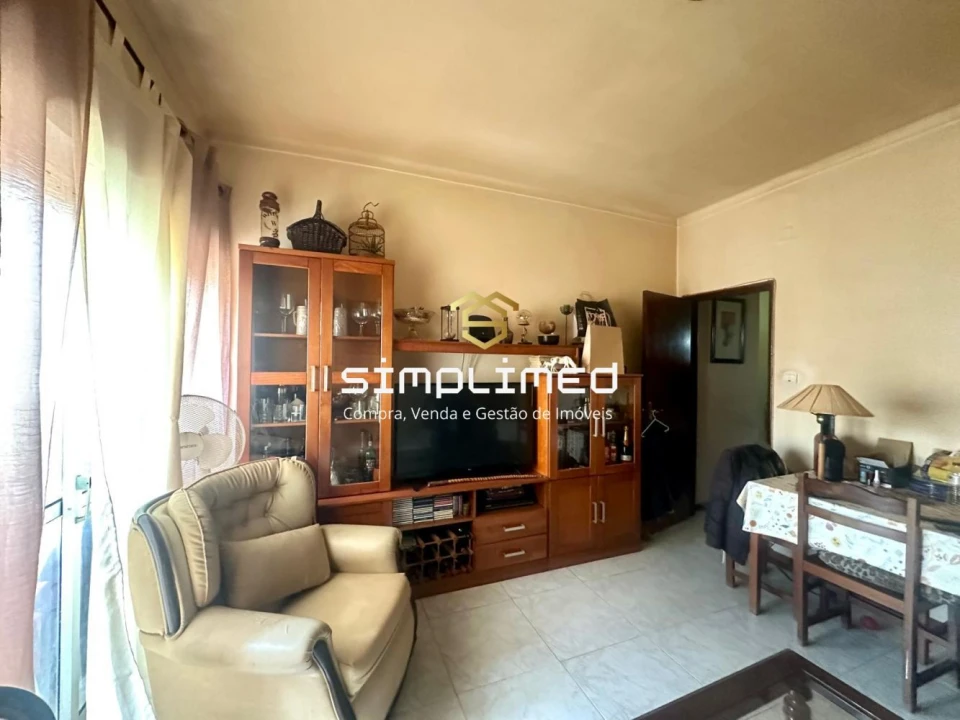 Apartamento T2 para Venda em Moita Foto 11